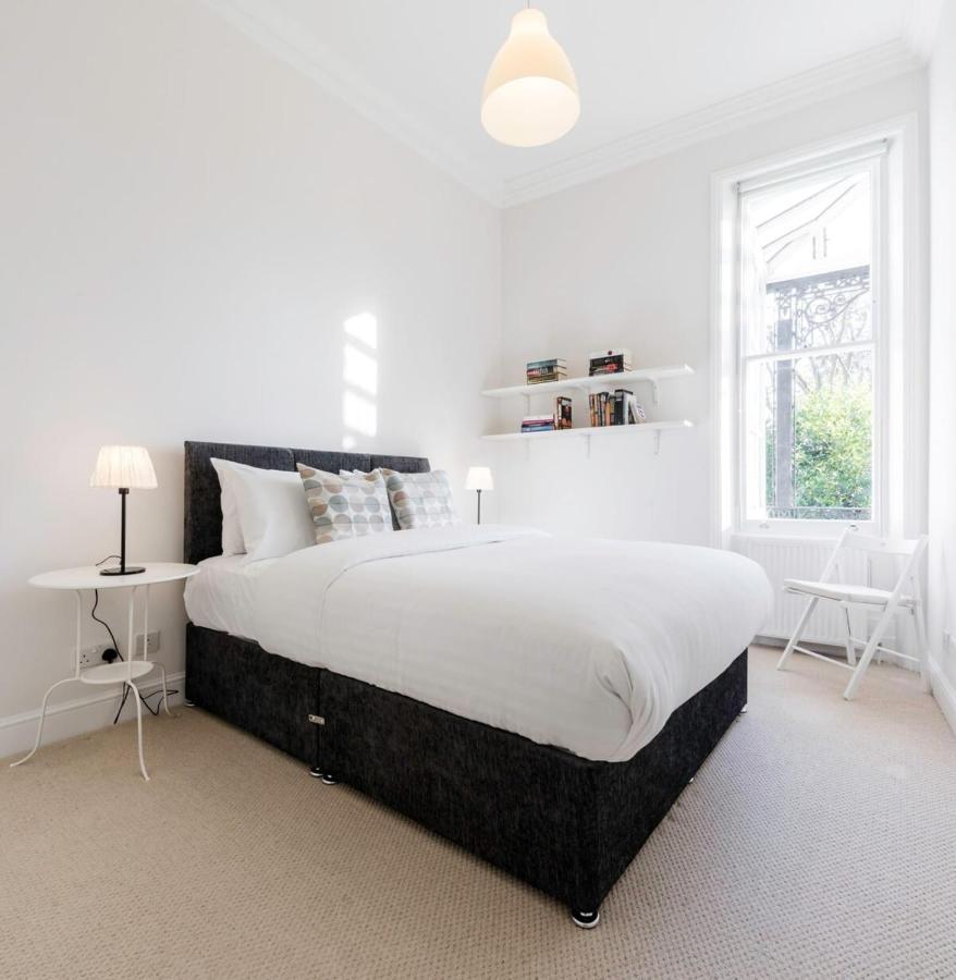 Elegant Earl'S Court 2 Bedroom Flat Just 4 Minutes From Tube London Exterior photo